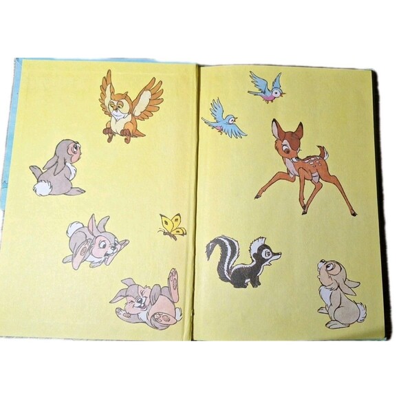 Vintage Walt Disney Book Lot – Pinocchio (1973), The Rescuers (1977), Thumper... - Picture 11 of 12